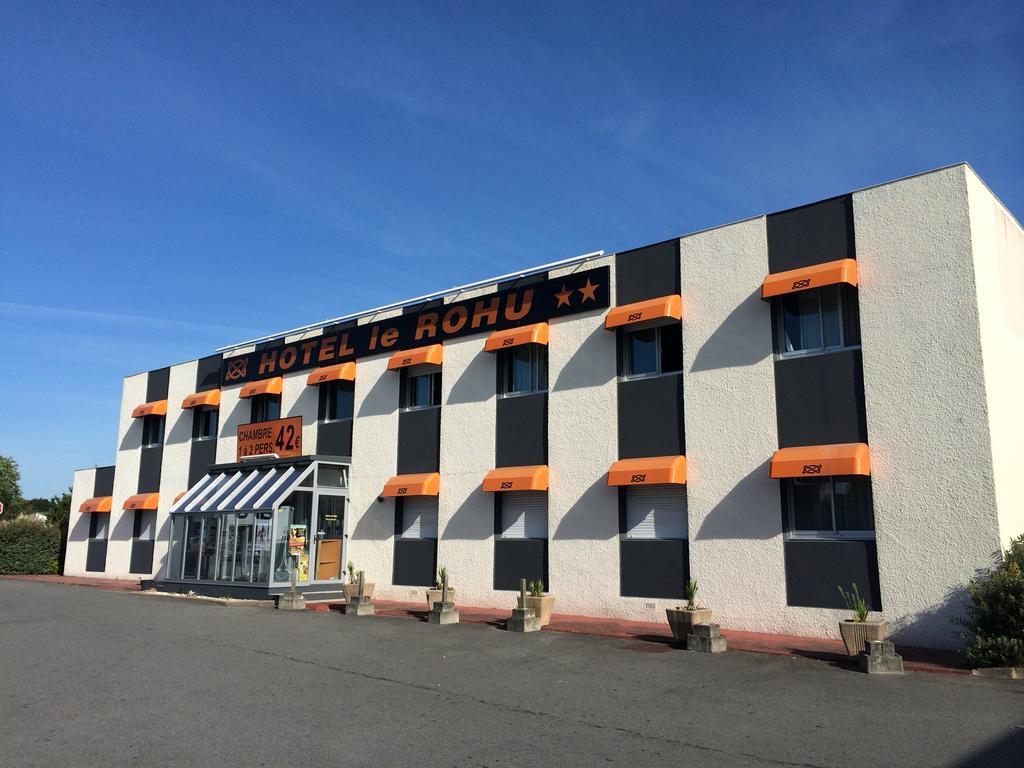 Hotel Le Rohu Séné Екстериор снимка