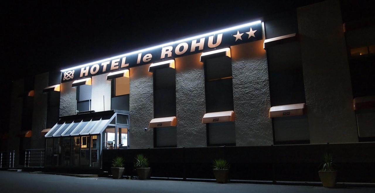 Hotel Le Rohu Séné Екстериор снимка